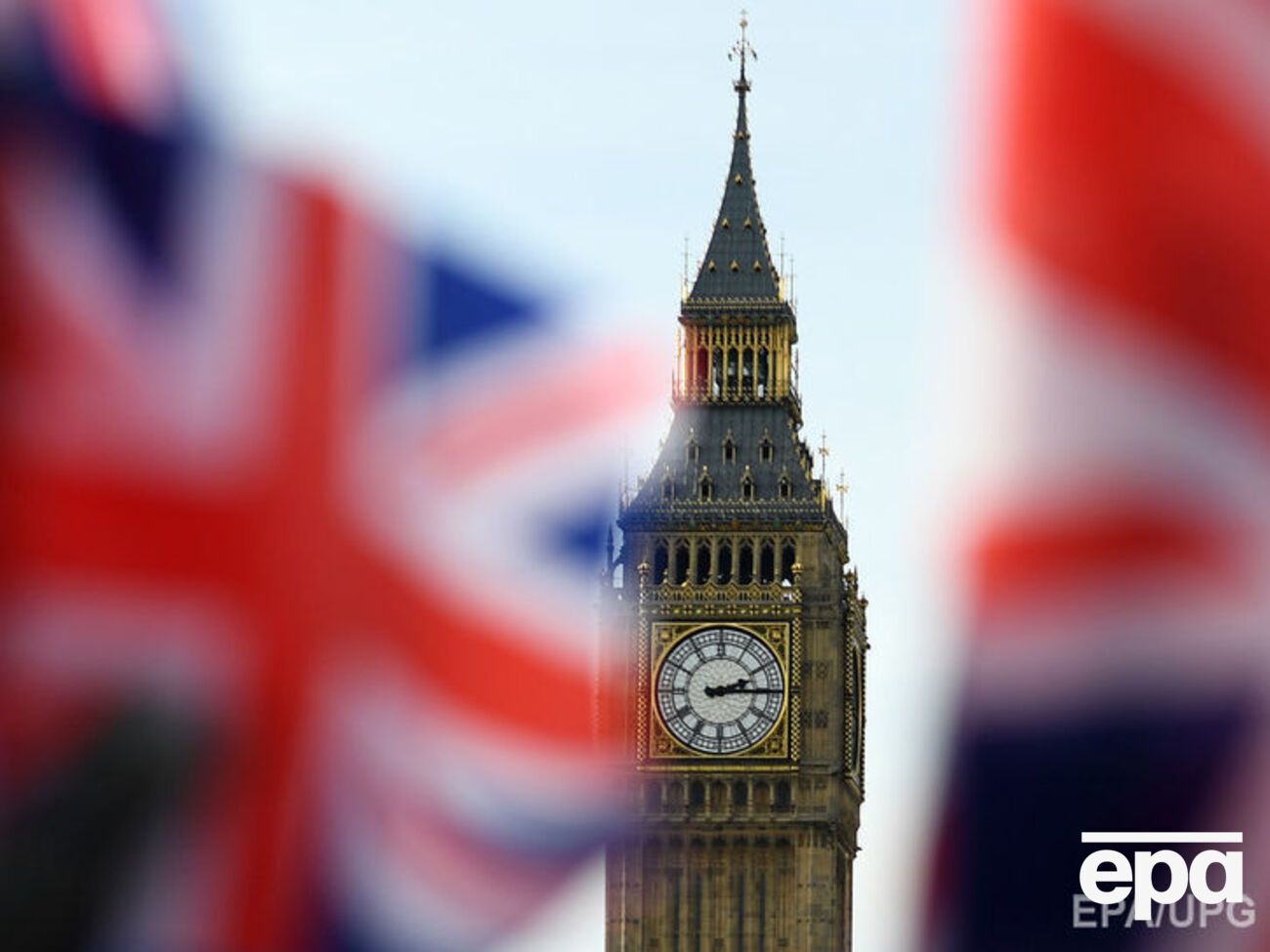 Более двух третей состава парламента поддержали проведение досрочных выборов