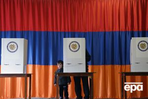 За попередніми даними, чотири політсили проходять у вірменський парламент