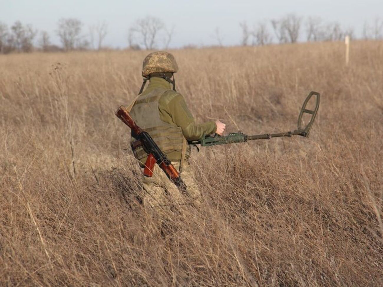 В марте военные саперы обезвредили 1485 минно-взрывных устройств