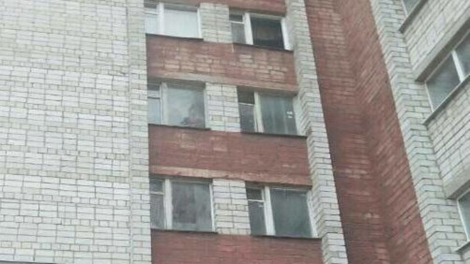 Мешканець Львова вижив, вистрибнувши з вікна сьомого поверху