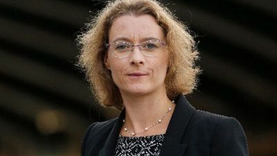 Дюмон заявила, что Россия должна выполнять предписания Международного суда ООН