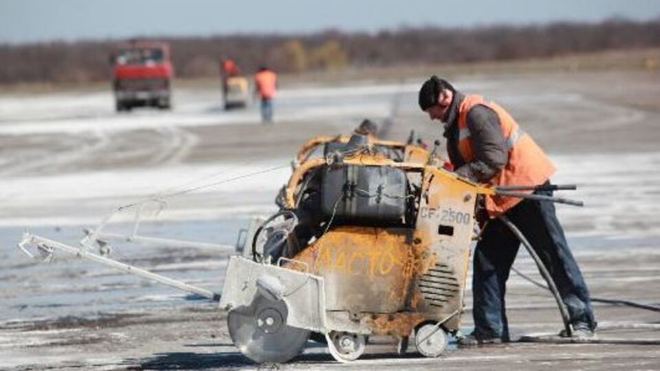Основная взлетно-посадочная полоса в Запорожье закрыта на ремонт