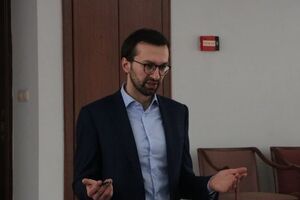 Лещенко сообщил, за что задержали Мартыненко