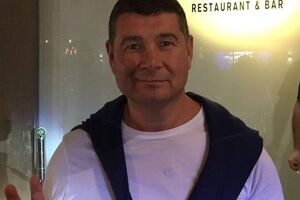 Онищенко: Нах...я ви сваритеся з усіма? Скоро вибори, а ви ведете такий спосіб життя, що з усіма входите в конфлікт