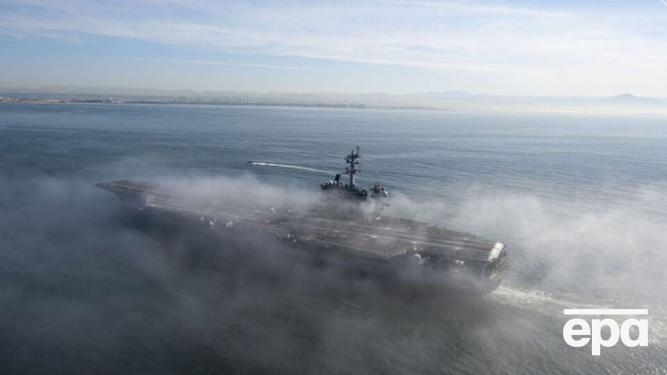 Авіаносець Carl Vinson вирушив до Корейського півострова