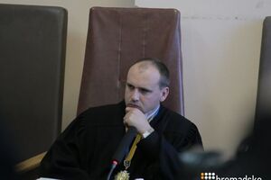 Защита Мартыненко объявила отвод Бобровнику