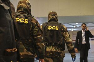 В ФСБ заявляли, что нападавший связан с неонацистами
