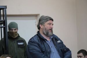 Суд перенес заседание по избранию меры пресечения Переломе