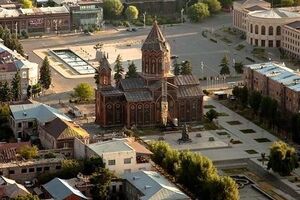 У Гюмрі розташована 102 російська військова база