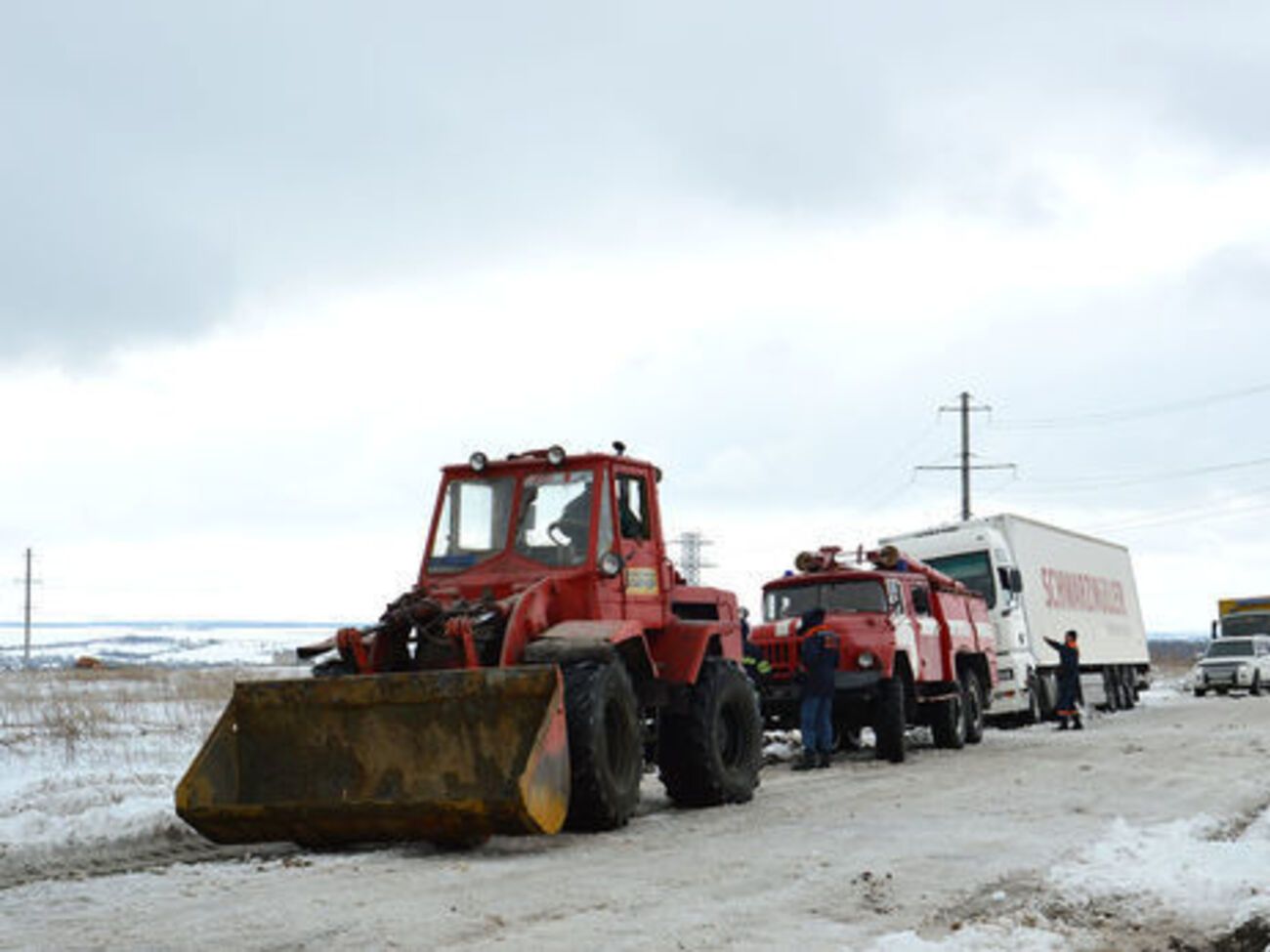 Ограничений движения транспортных средств на автомобильных дорогах нет