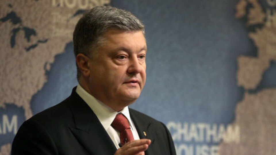 Порошенко: Поручил министру иностранных дел быть в постоянной координации с ОБСЕ
