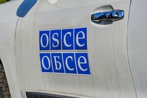 Басурин заявил, что автомобиль ОБСЕ подорвался на противотанковой мине