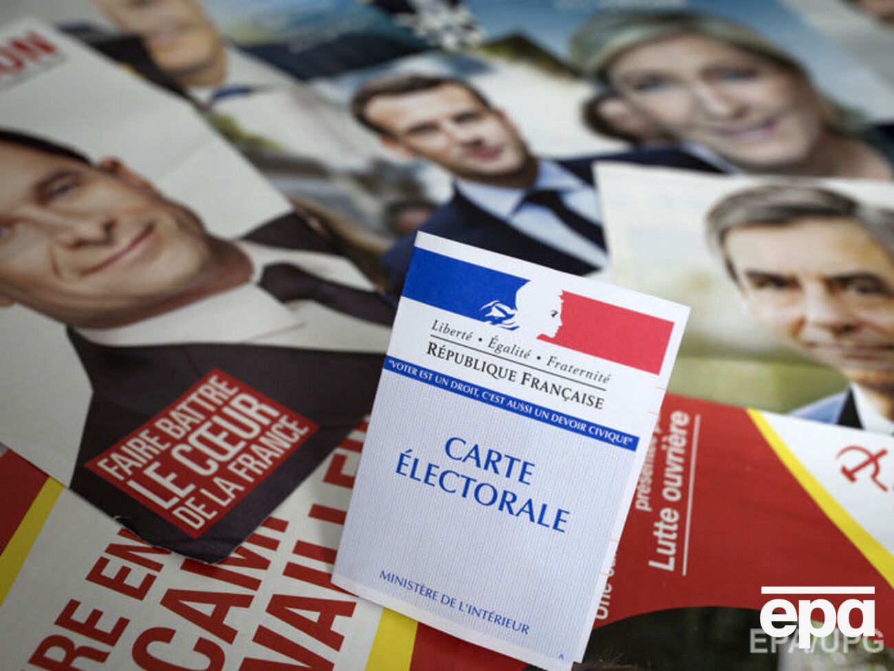 23 апреля во Франции проходил первый тур выборов. Если ни один из кандидатов не наберет больше 50% голосов, второй тур пройдет 7 мая