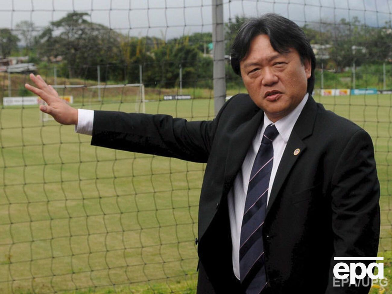 Ли пожизненно отстранен от футбола