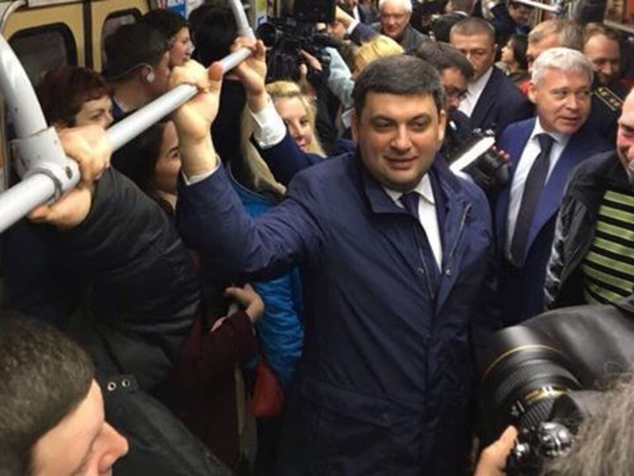 Гройсман сравнил киевское и харьковское метро