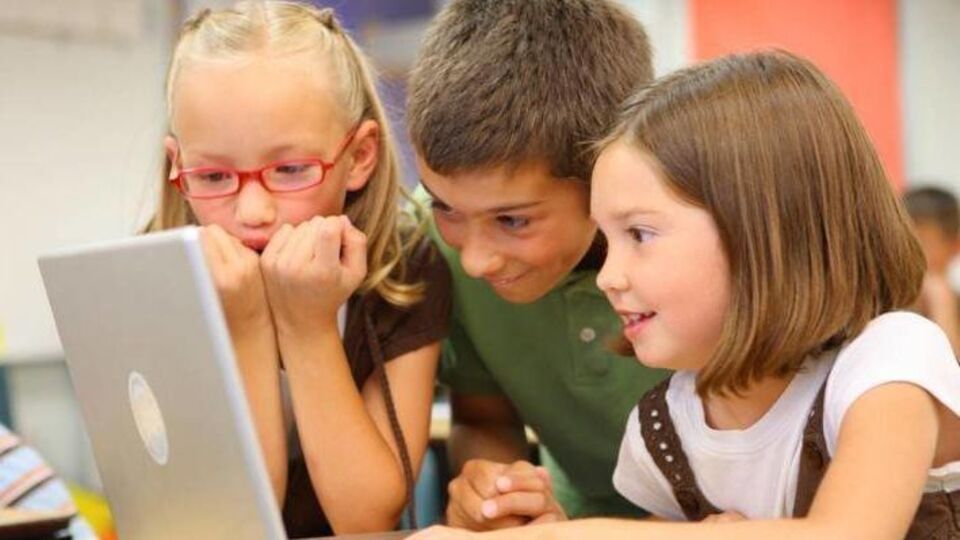 В 50 из 200 отобранных школ будут запущены новые образовательные программы