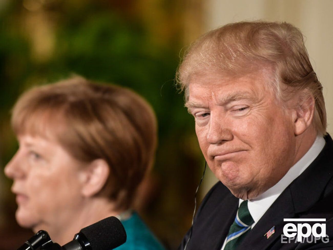 Меркель убедила Трампа вести переговоры с ЕС