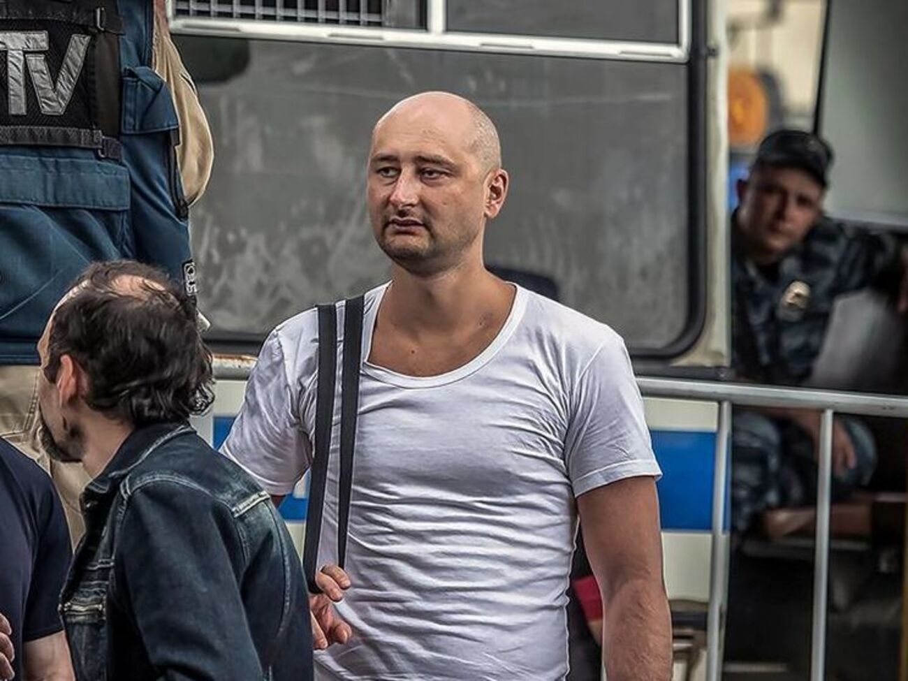 Бабченко: Їх за МКАД переселяють – ах, давайте вжахнемось цьому геноциду. Та пішли на х...й!