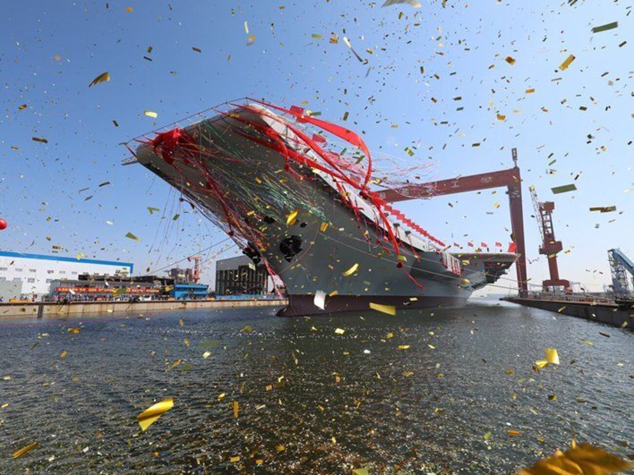 На корабль уже установили радиолокационное оборудование