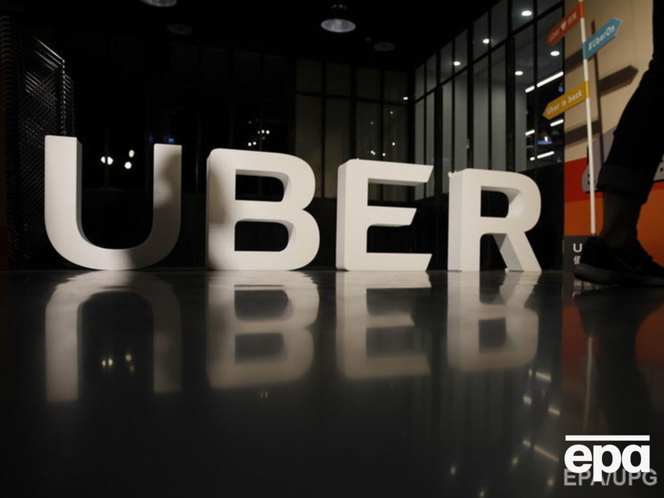 Uber работает над службой "летающего такси"