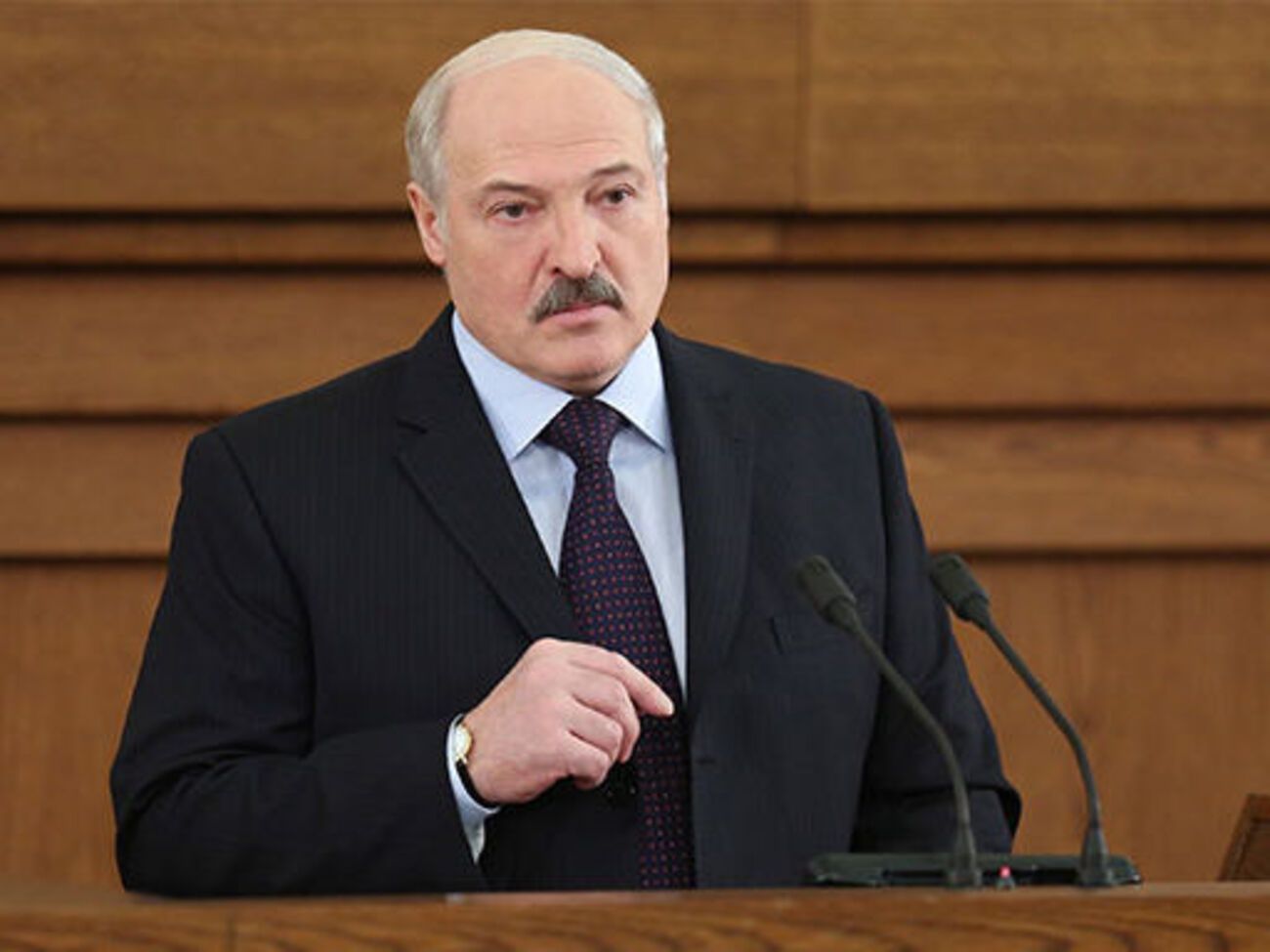 Лукашенко заявив, що готовий допомагати Україні