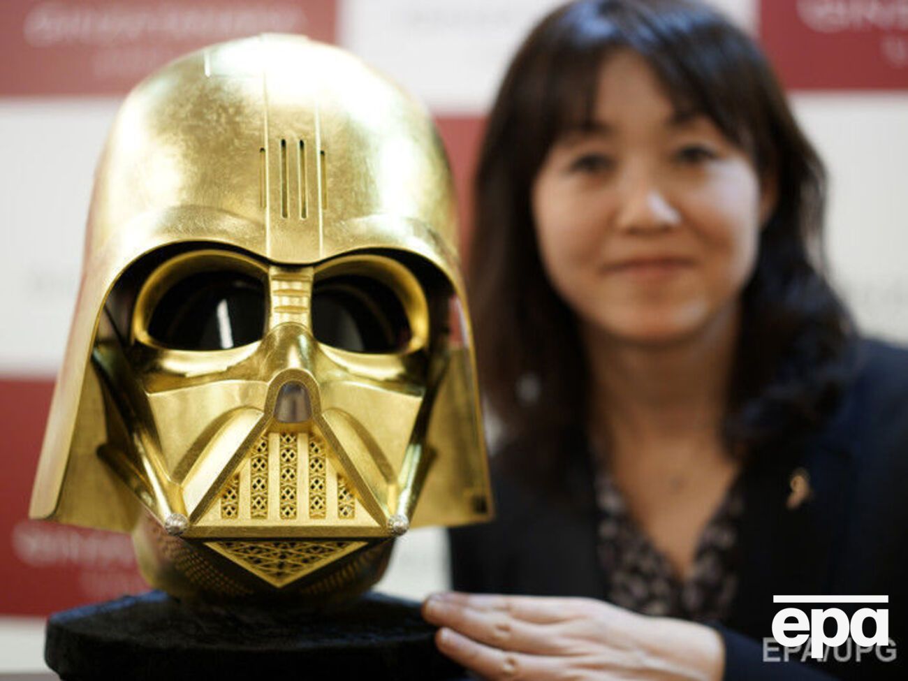 Ювелір виготовила золоту маску Дарта Вейдера до 40-річчя космічної саги