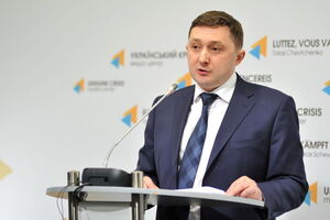 Ткачук заявил, что чиновник из команды Азарова подозревается в причастности к финансированию терроризма