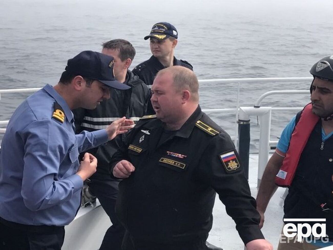 Урятовані турецькими військовими російські моряки з "Лимана"