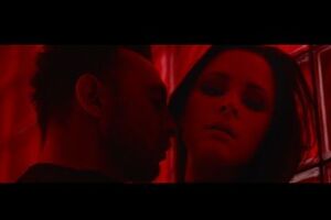 Билык снялся в интимных сценах с Ворожи