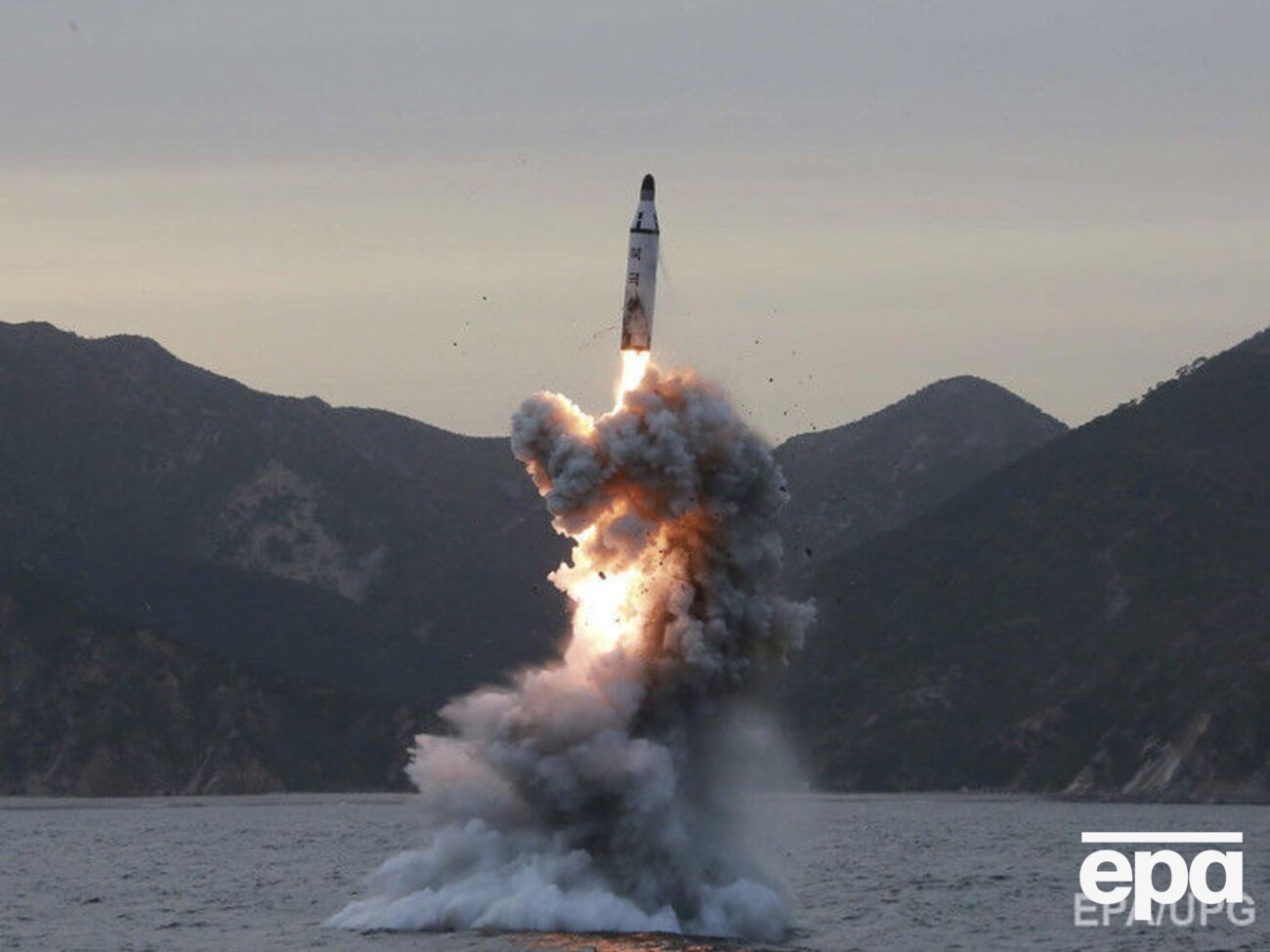 Ракета була запущена з району на північ від Пхеньяна