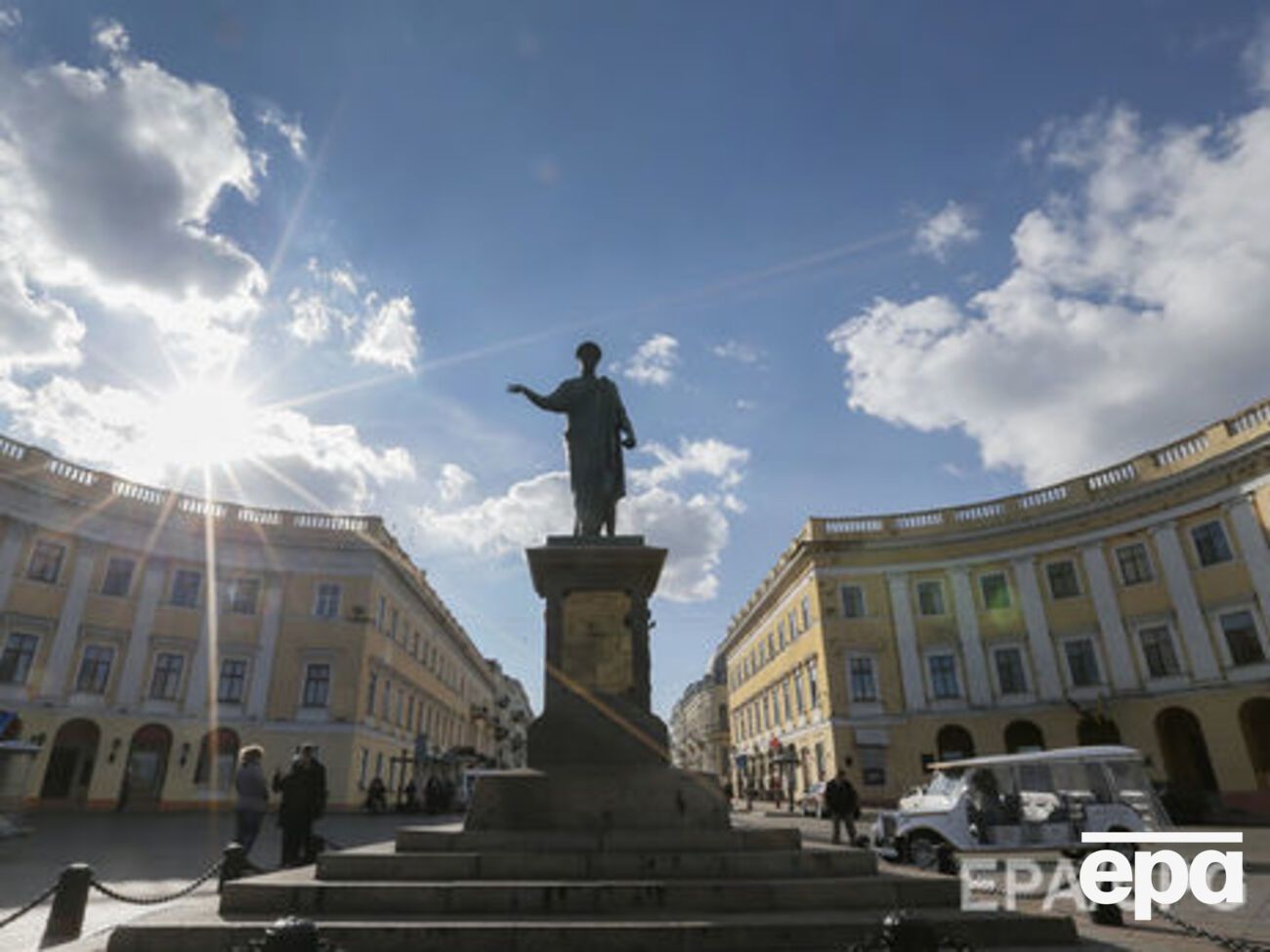 26 квітня міськрада затвердила назви 1531 вулиці, провулка, проспекту, повернувши деякі назви вулиць, перейменованих у травні 2016 року