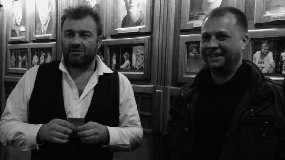 Для того, чтобы наградить Пореченкова, Бородай пришел к нему в театр