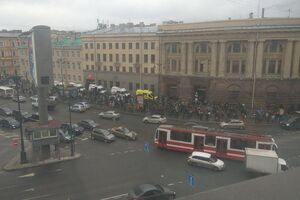 Выход со стороны "Технологического института"