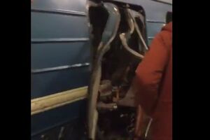 Предварительно, в результате взрыва погибли 10 человек