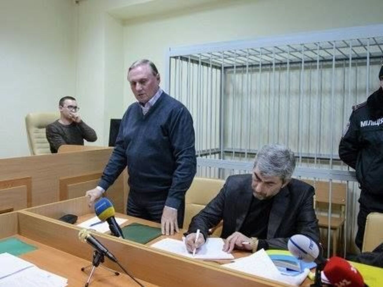 За даними ФБР, Єфремов вивів через "Укркомунбанк" мільйони доларів