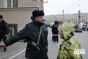Силовики оцепили станцию метро, на которой произошел взрыв