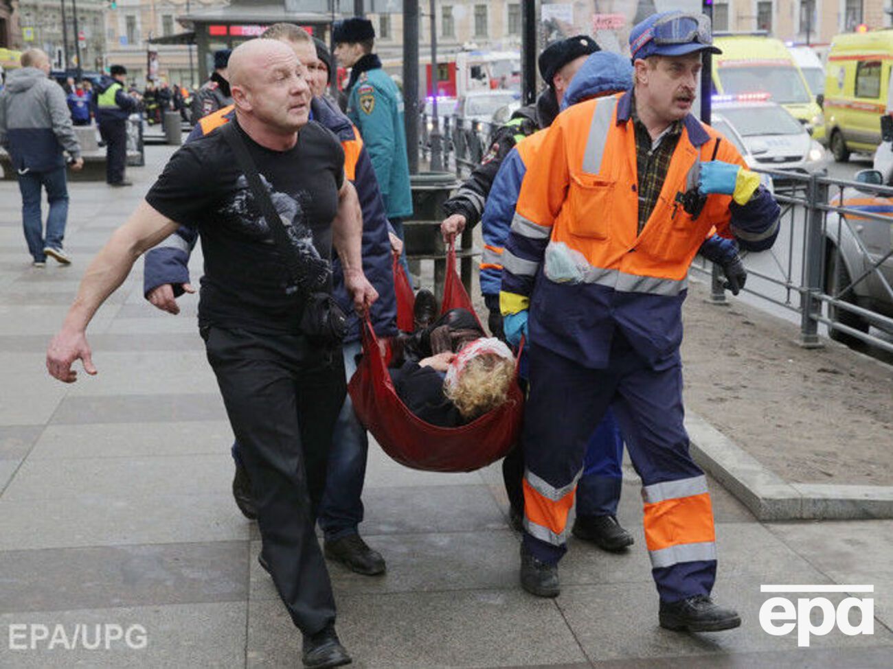 По данным Национального антитеррористического комитета РФ, погибли девять человек, 20 получили ранения