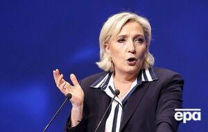 Ле Пен заявила о необходимости сформировать "правительство национального единства"