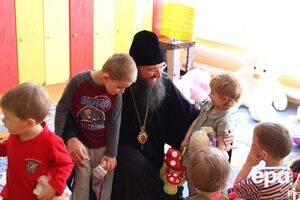 Діти з особливою радістю зустріли священнослужителів