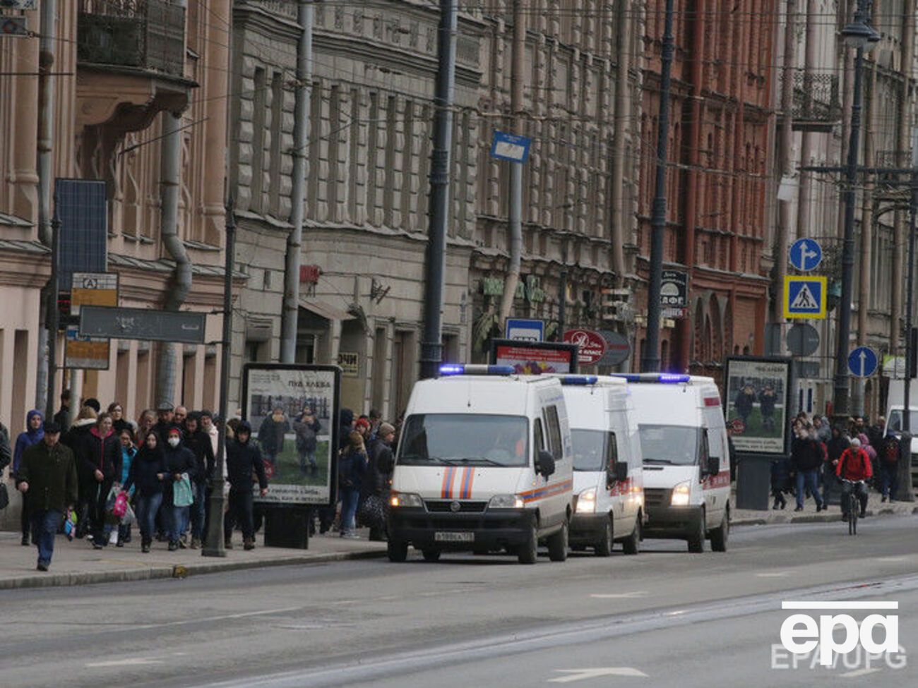 Число жертв теракта в Петербурге растет