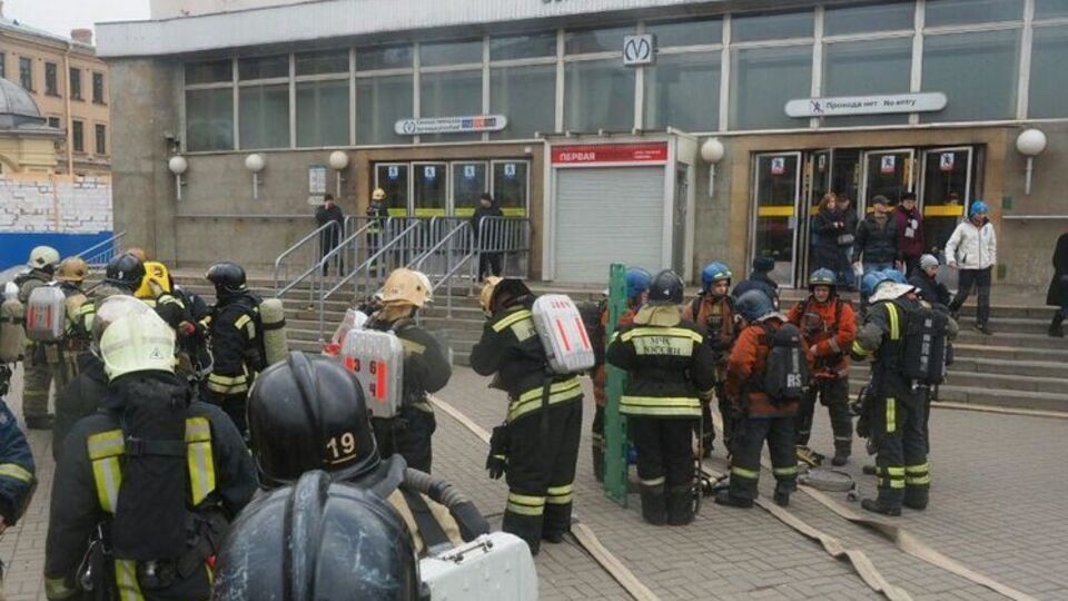 На станцию никого не пускают