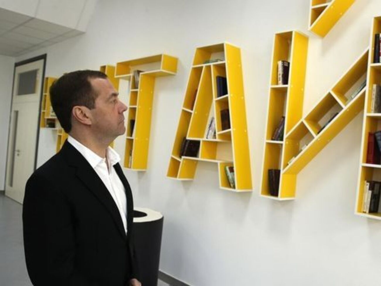 Медведев пообещал, что пособниками террористов займутся