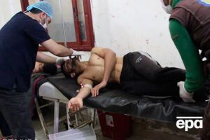 Правозахисники повідомили, що після авіанальотів на місто Хан-Шейхун у сирійській провінції Ідліб загинули десятки людей