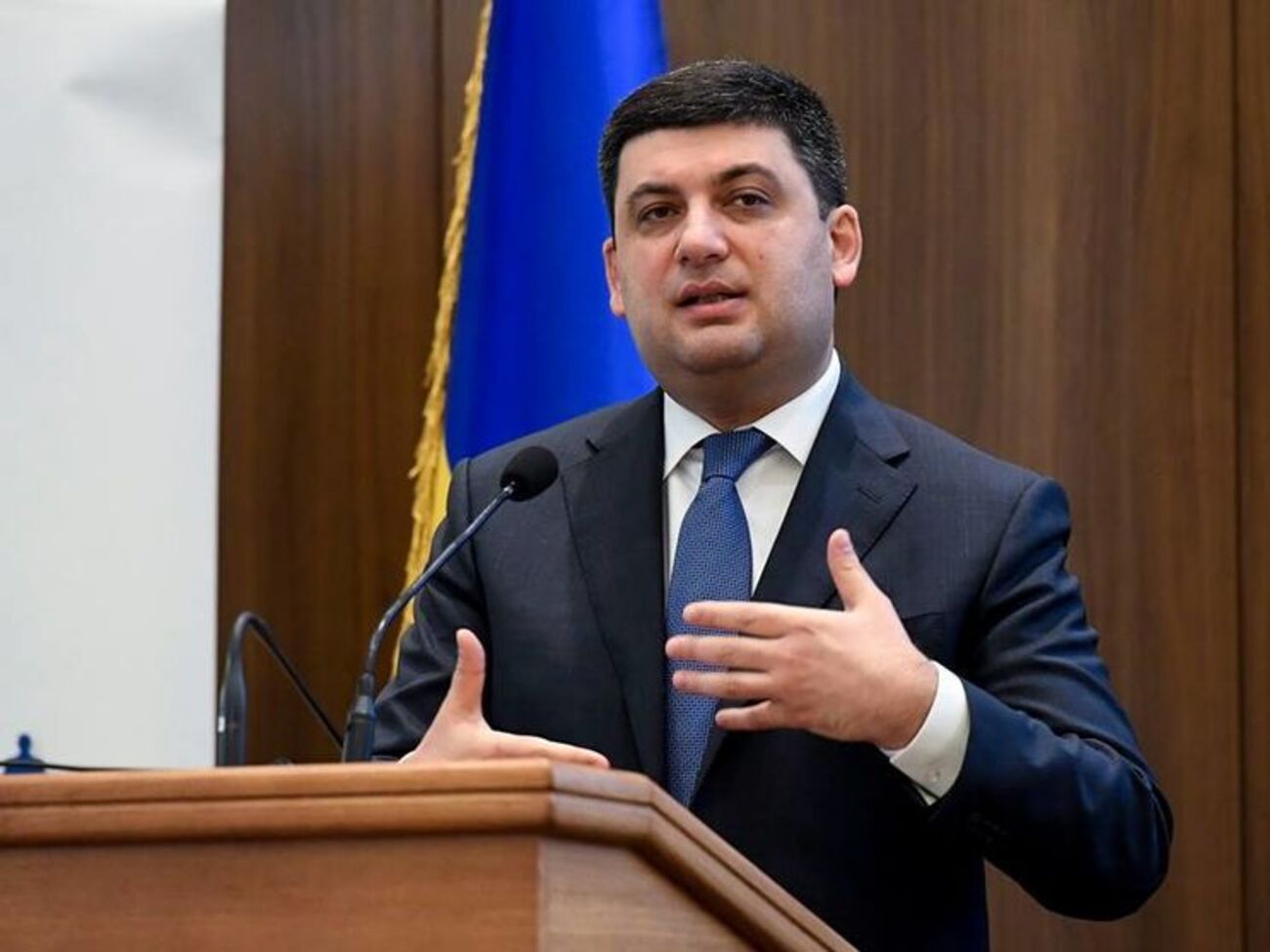 Гройсман сказав, що зі ЗМІ дізнався про запровадження абонплати