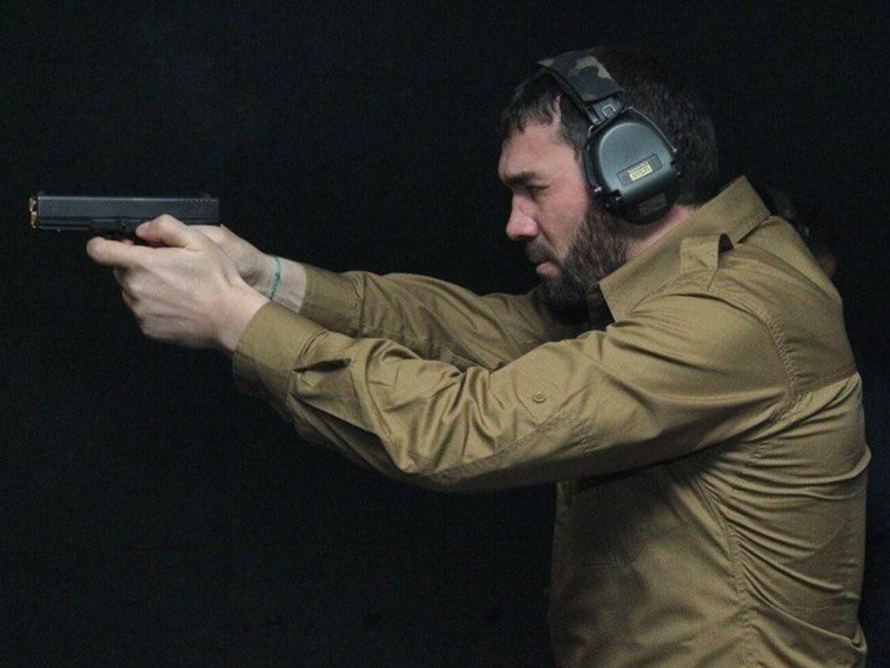 Чеченский спикер Даудов, по словам узников секретной тюрьмы, лично присутствовал при передаче задержанных родственникам