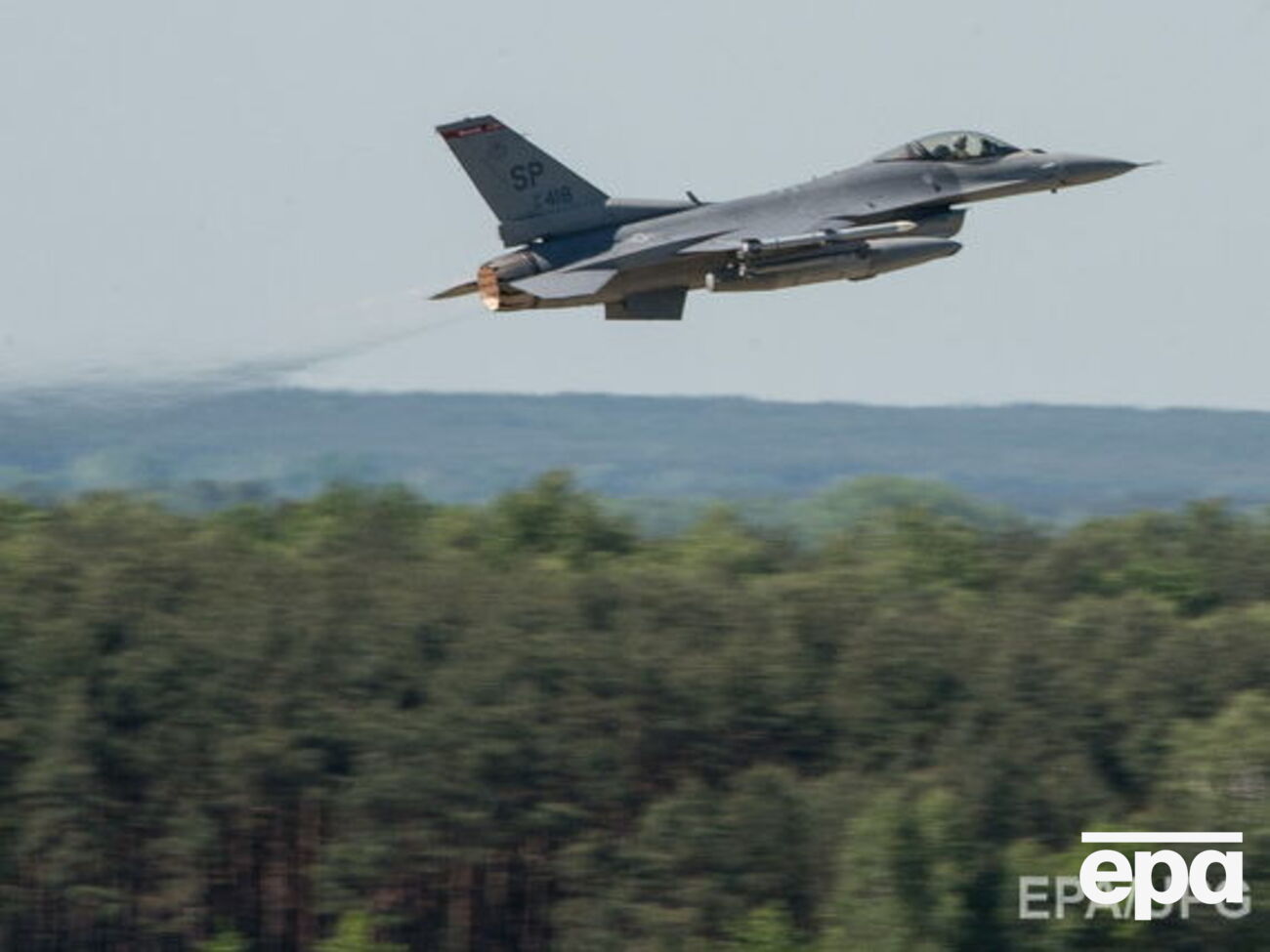 Винищувач ВПС США F-16