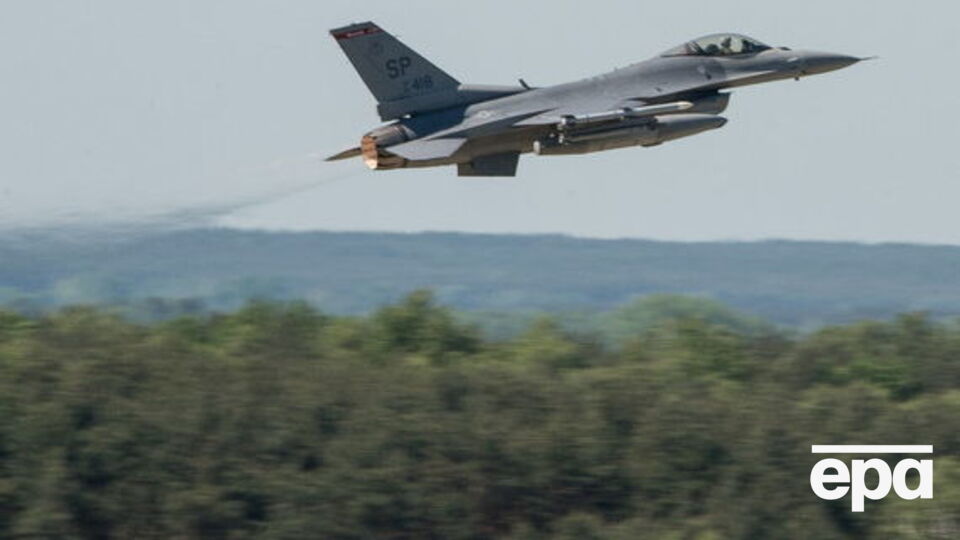 Истребитель ВВС США F-16