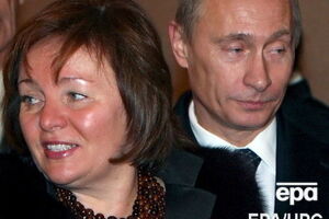 Людмила Путина прилетела рейсом Москва – Лондон со своим новым избранником – СМИ