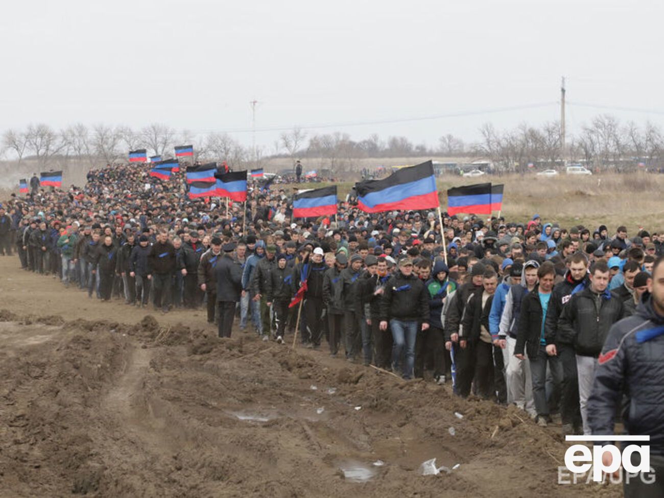"ДНР" провела "збори резервістів". Фоторепортаж