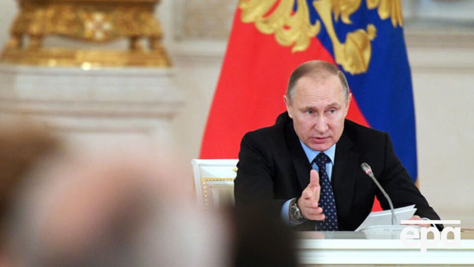 Путін обговорив із Радою безпеки РФ удар США по авіабазі в Сирії